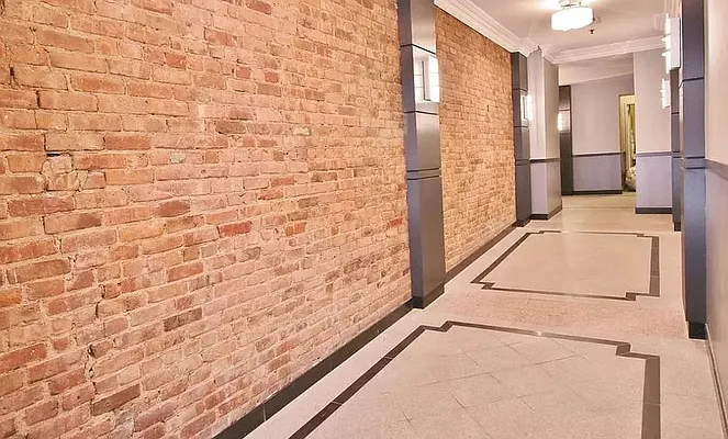 Rented by Mossanen Group | media 16