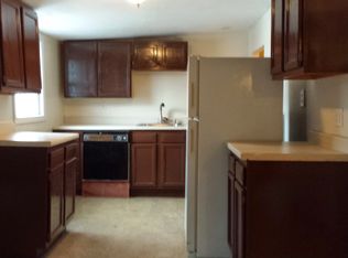 8 West St APT 3, Worcester, MA 01609