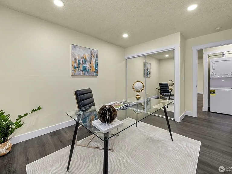 1003 S 308th St #6 — Photo 7