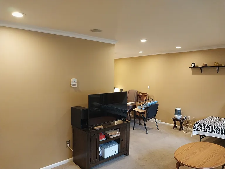 850 Bricker Blvd — Photo 2