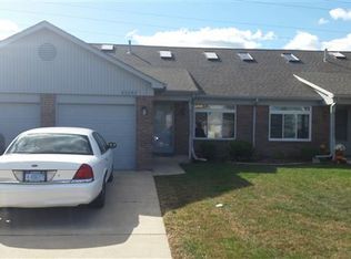 23293 Stoflet Ln, Brownstown, MI 48183