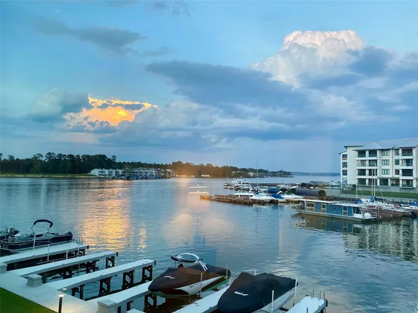 168 Lake Point Blvd Unit D204, Montgomery, TX 77356
