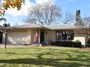 1428 Crabapple Dr, Racine, WI 53405