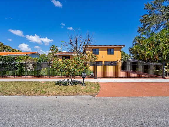 4th image of 7941 SW 18th Ter