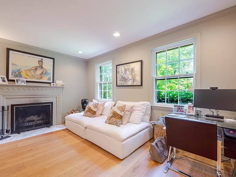 4612 Sedgwick St NW — Photo 5