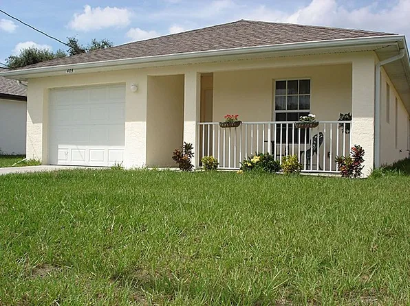 405 Ravenna St, Nokomis, FL 34275