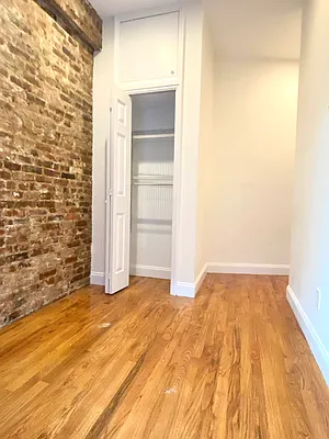 Rented by Corcoran | media 21