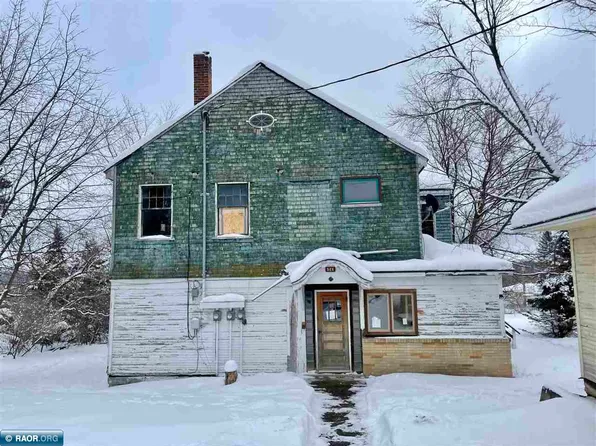 526 Saint Croix Dr, Winton, MN 55796