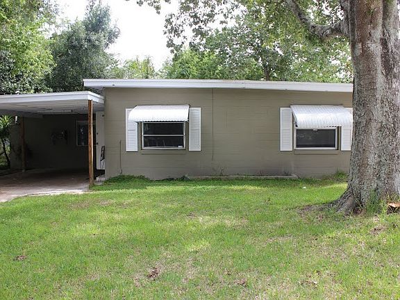 2nd image of 218 Bradshaw Dr