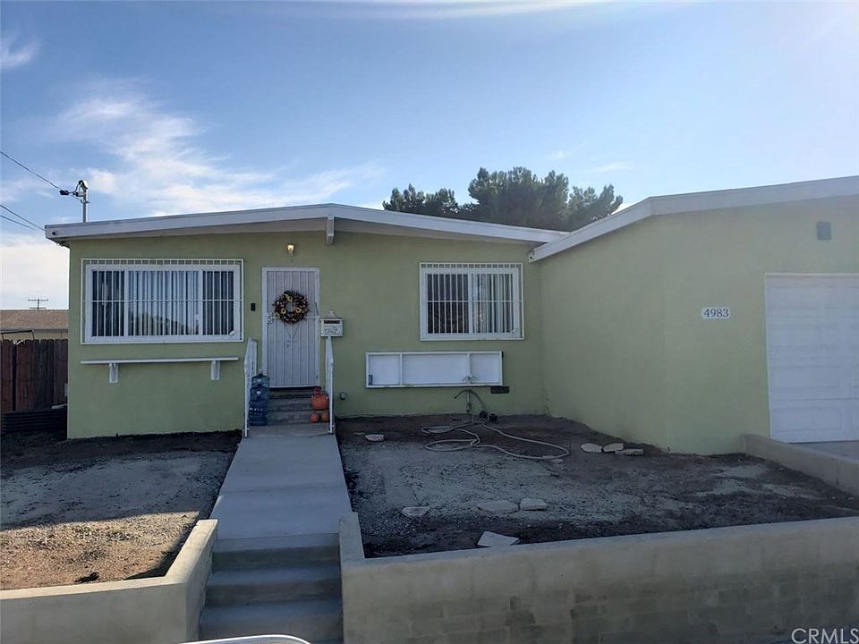 1st image of 4983 Hilltop Dr