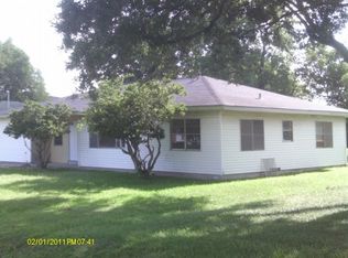 145 Blueberry St, Bridge City, TX 77611