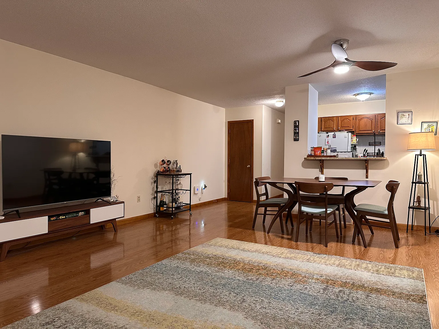 3370 Madison Ave — Photo 2