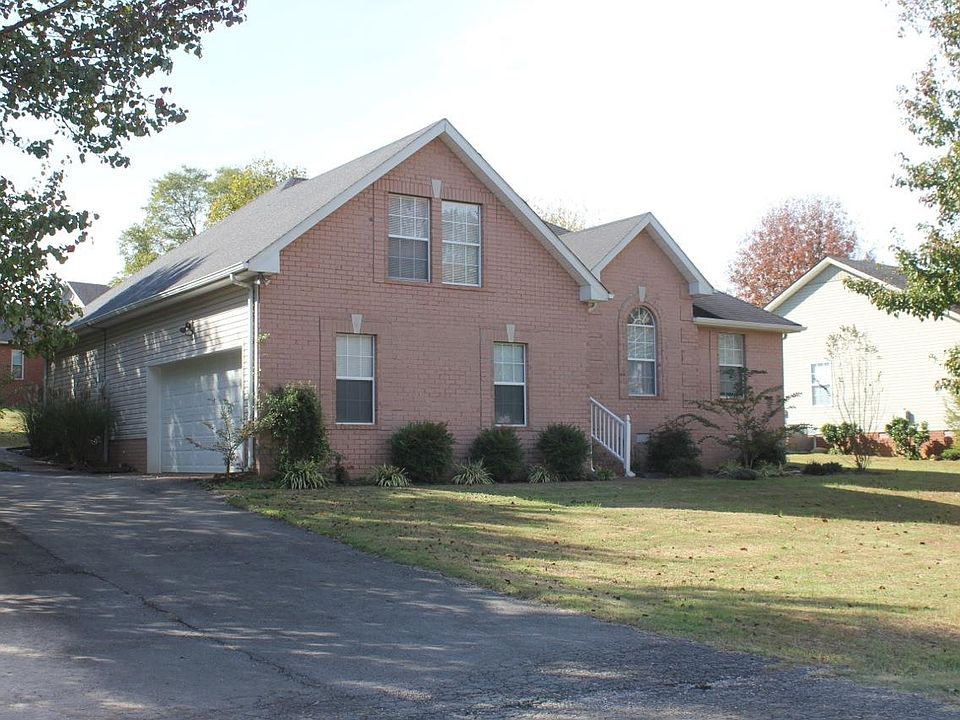 1st image of 203 Beechbrook Ct