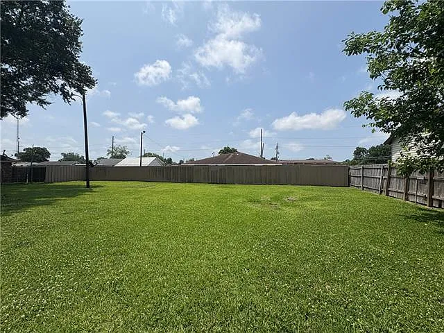 320 W Liberaux St #B — Photo 6