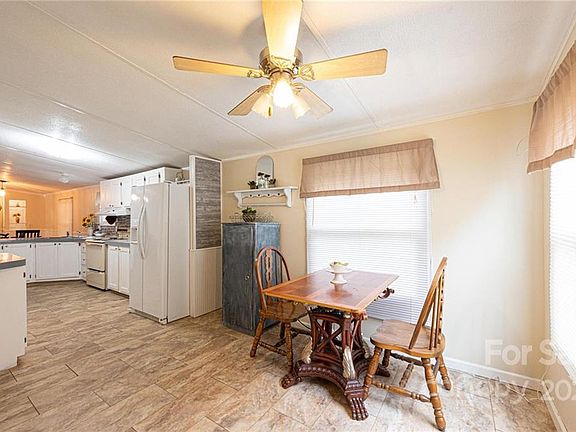 4th image of 122 Wildlife Ln