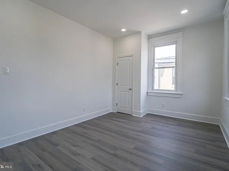2410 Wharton St #2 — Photo 17