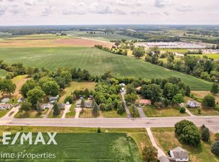 9560 Birch Run Rd, Birch Run, MI 48415