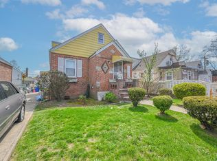 18314 Arcade Ave, Saint Albans, NY 11412
