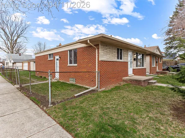 4012 Weddell St, Dearborn Heights, MI 48125