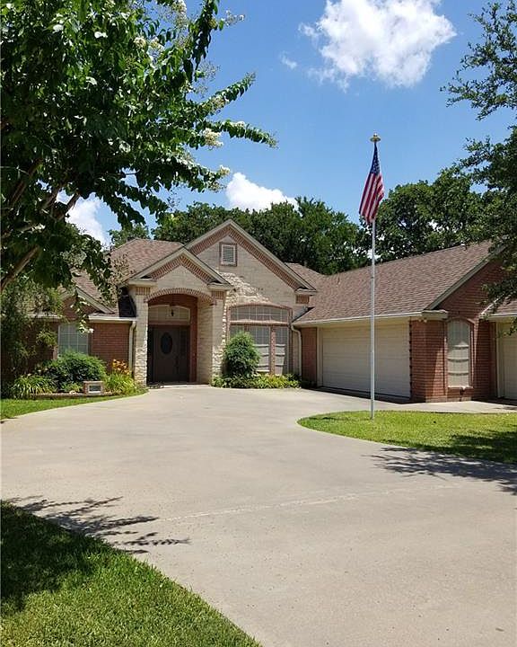 1st image of 24029 Wood Hollow Dr