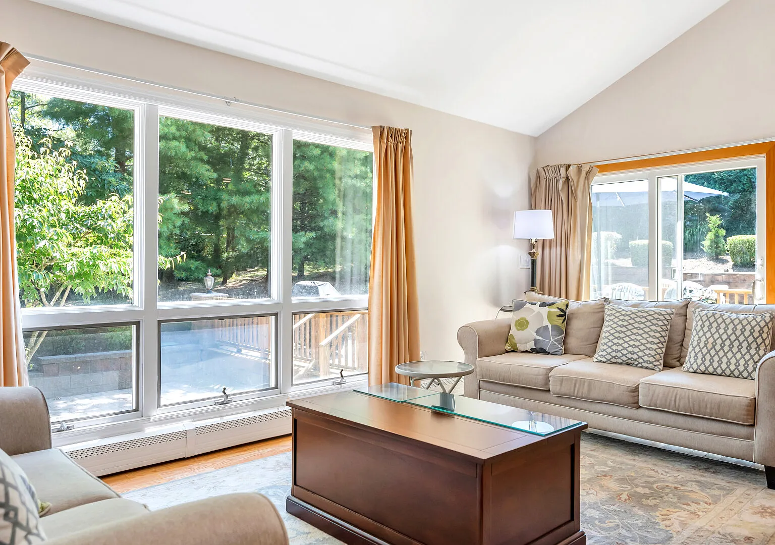 Sag Harbor Retreat with Pool, Minutes to Beaches and Town — Photo 4