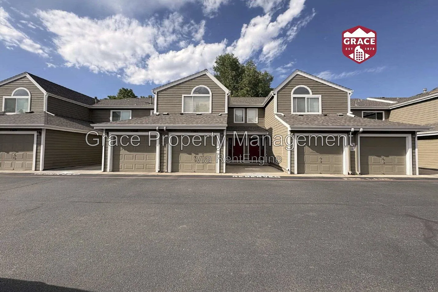 2 bed, 2.5 bath, 1544 sqft, $2,400 — Photo 1