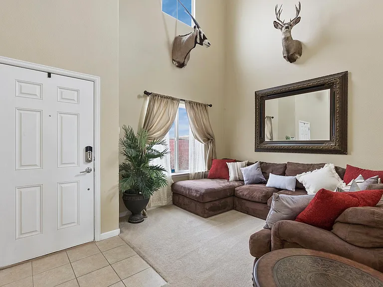 303 Tierra Rosa Pl NE — Photo 7
