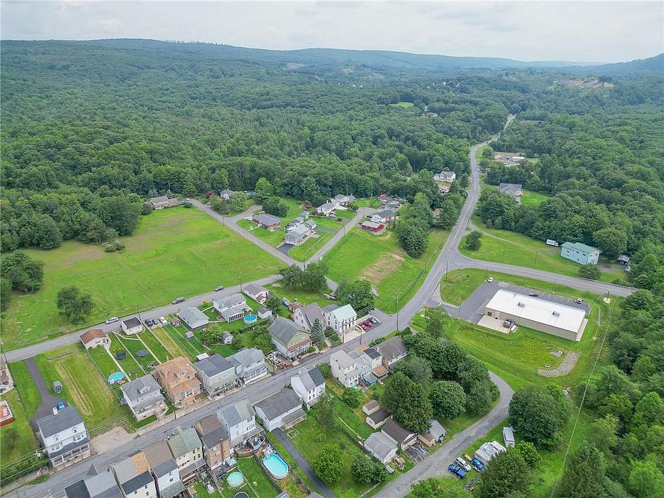 320 Valley St, Brockton, PA 17925 Zillow