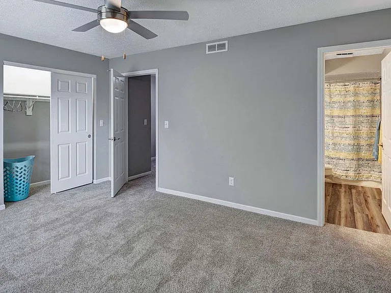 McNaughten Woods Townhomes — Photo 19