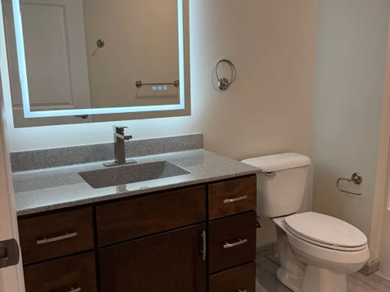 Brand New - War Eagle Apartments in the River Point District — Photo 45