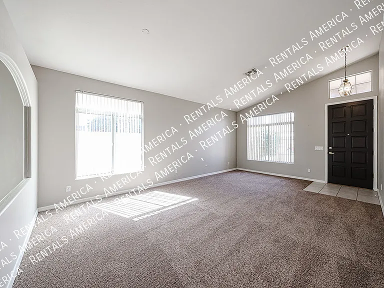13874 W Wilshire Dr — Photo 7