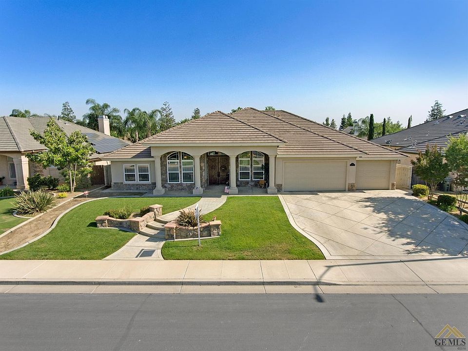 2nd image of 11401 Summit Point Ct