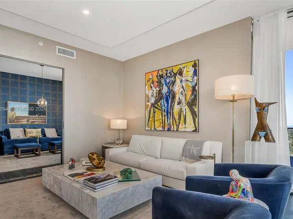 1000 Brickell Plz #Penthouse 5807, Miami, FL 33131