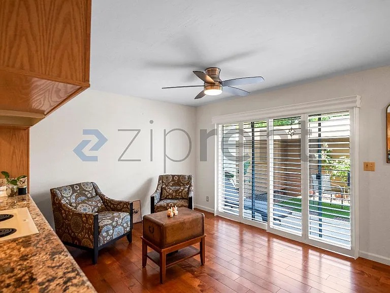 1904 Pomar Way — Photo 6