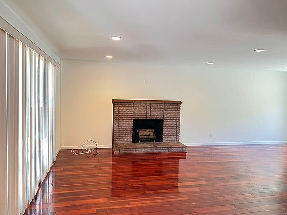 3rd image of 29 Upland Ave