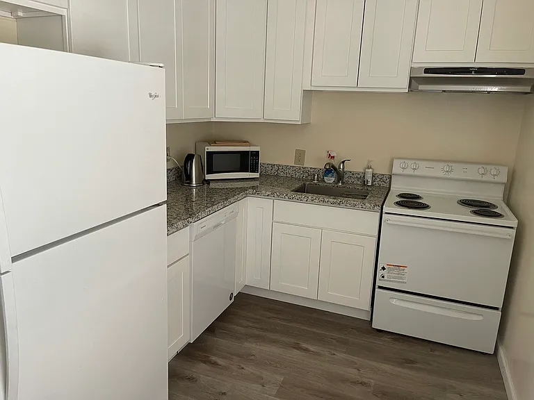 615 Alpha Ct #A — Photo 1