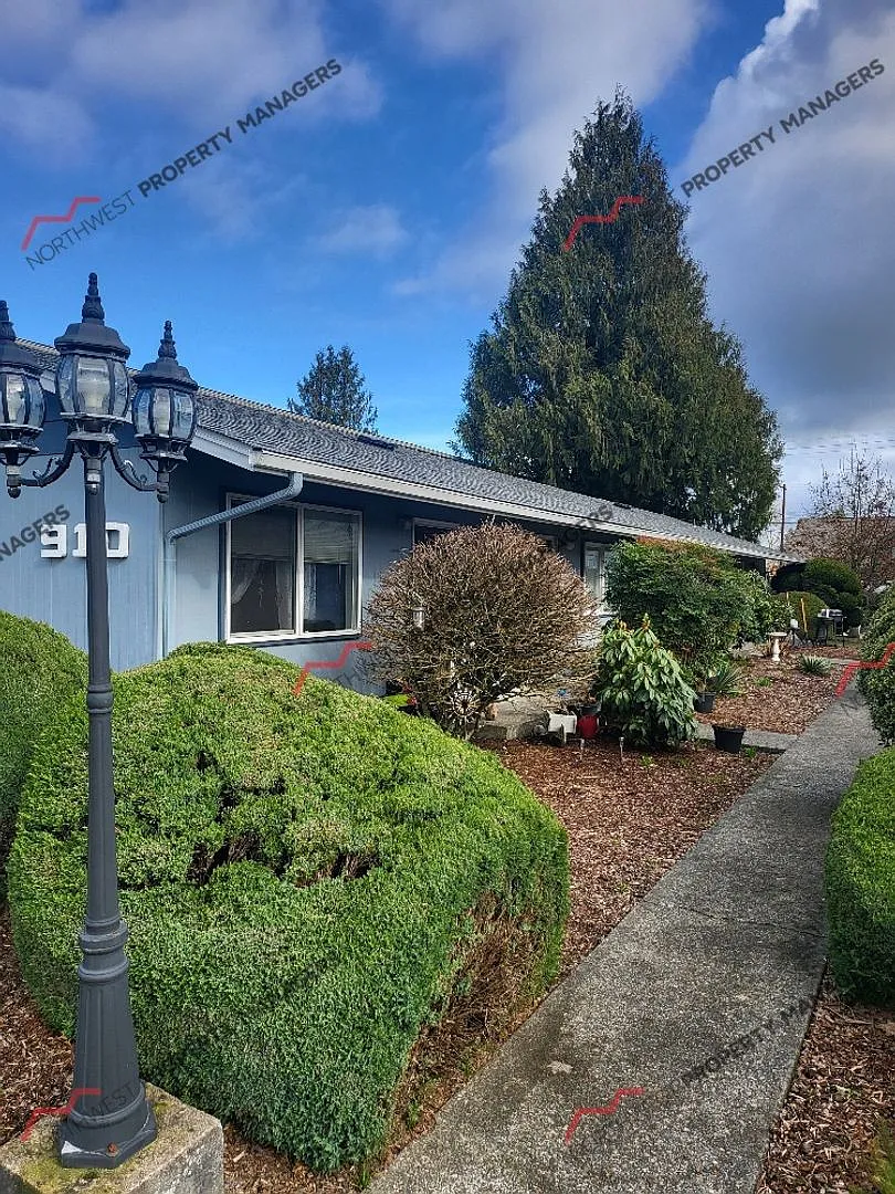 R281k — Photo 1
