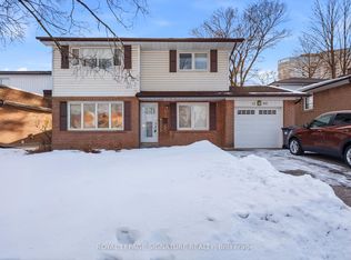 1389 Tyneburn Cres, Mississauga, ON L4X 1P6