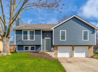 1006 NE Cedar St, Lees Summit, MO 64086