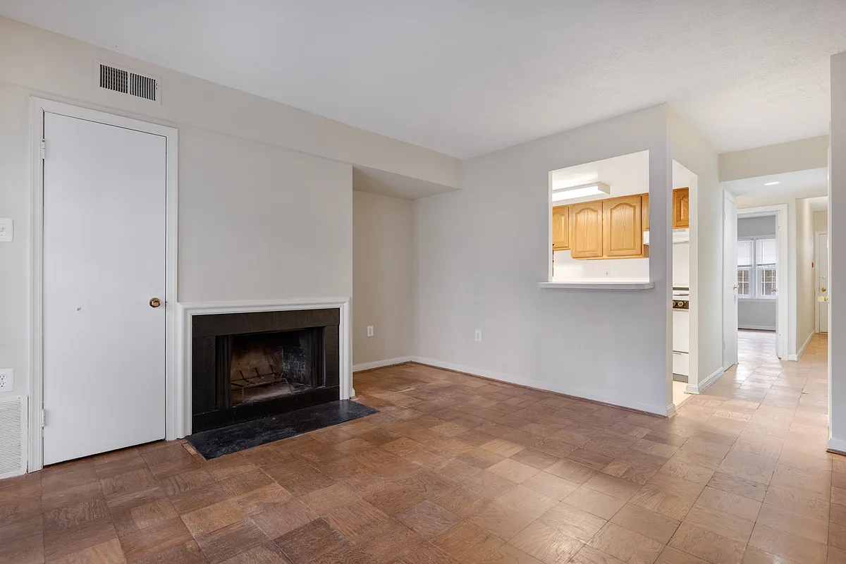 Building Photo - 1603 Corcoran St NW #A