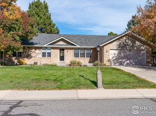 3308 Lakeview Cir, Longmont, CO 80503