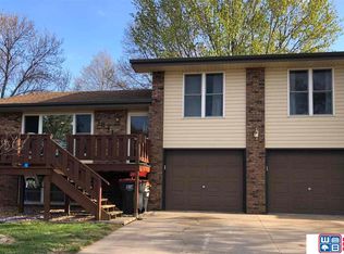 1841 Carlyle St, Beatrice, NE 68310