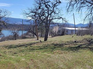 11821 Copco Rd, Hornbrook, CA 96044