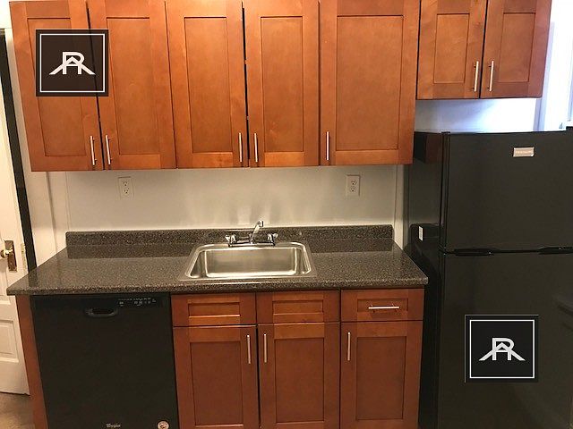 1st image of 1377 Commonwealth Ave APT 4
