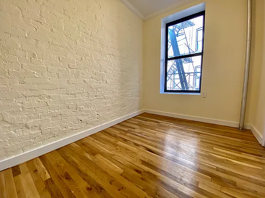 Rented by Corcoran | media 22