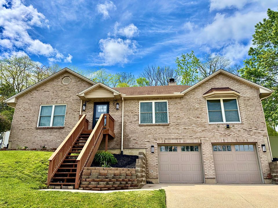 1st image of 1370 Maple Leaf Ct
