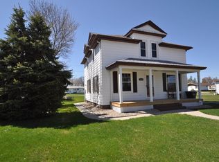 612 N Broadway St, Linton, ND 58552