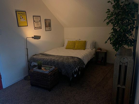 2nd image of 1567 Vine St APT 9