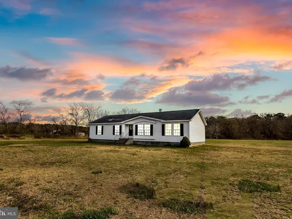 702 E Walnut St, Delmar, MD 21875