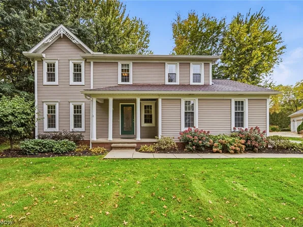 7700 Snowberry Ct, Mentor, OH 44060
